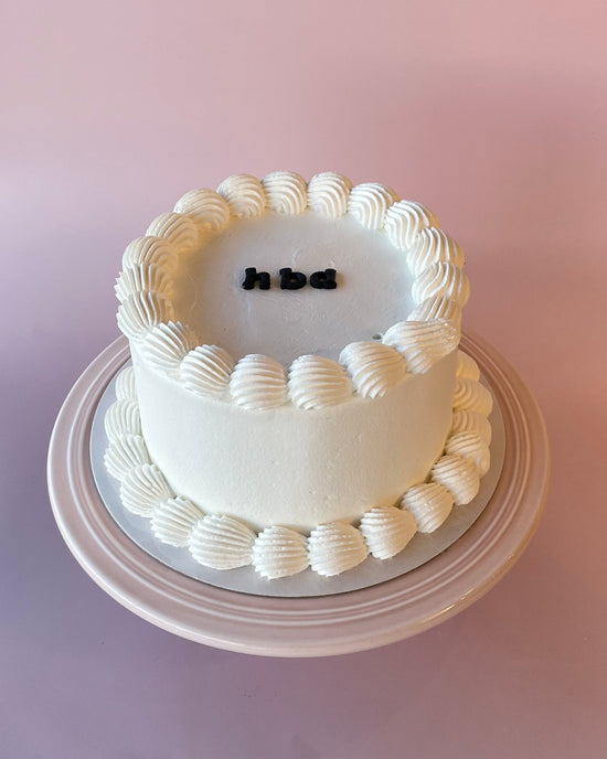 White Personalised Cake - bannos