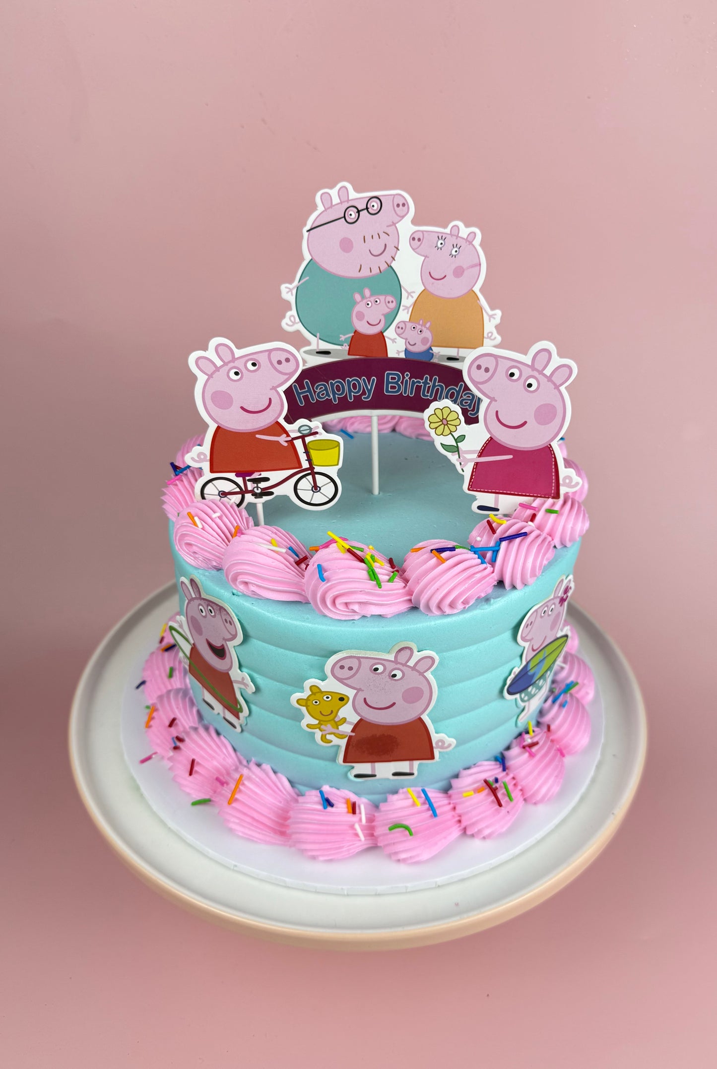 Peppa Pig Birthday Cake