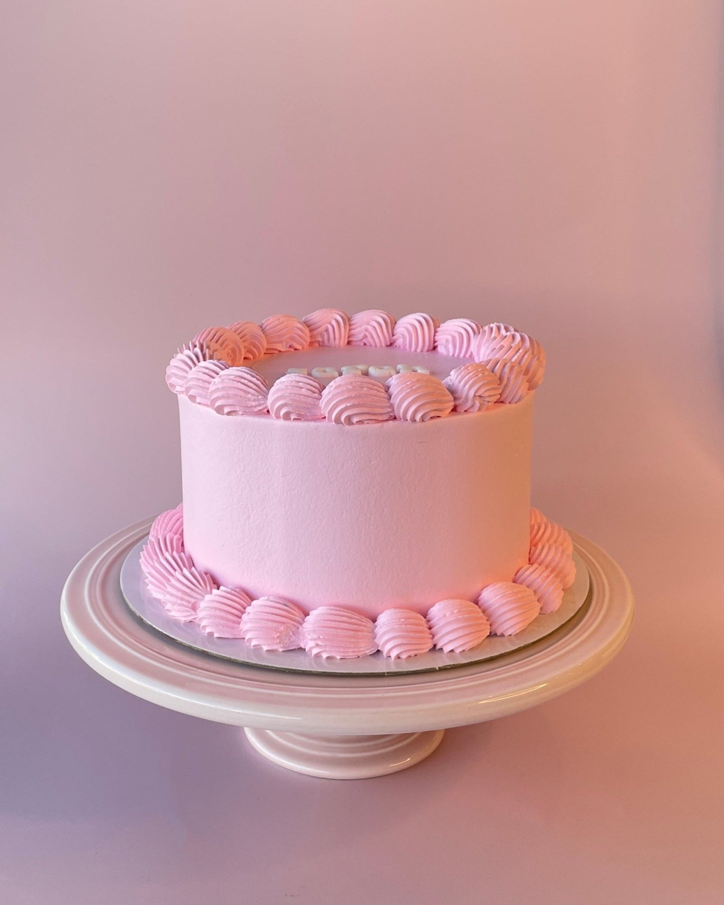 Pink Personalised Cake - bannos